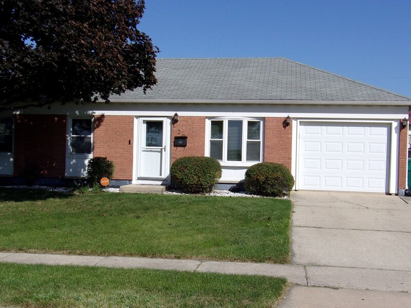 726 Newland Avenue Romeoville IL 60446