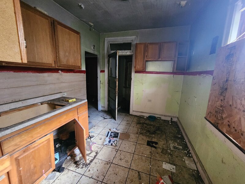 8119 S Perry Avenue Chicago IL 60620
