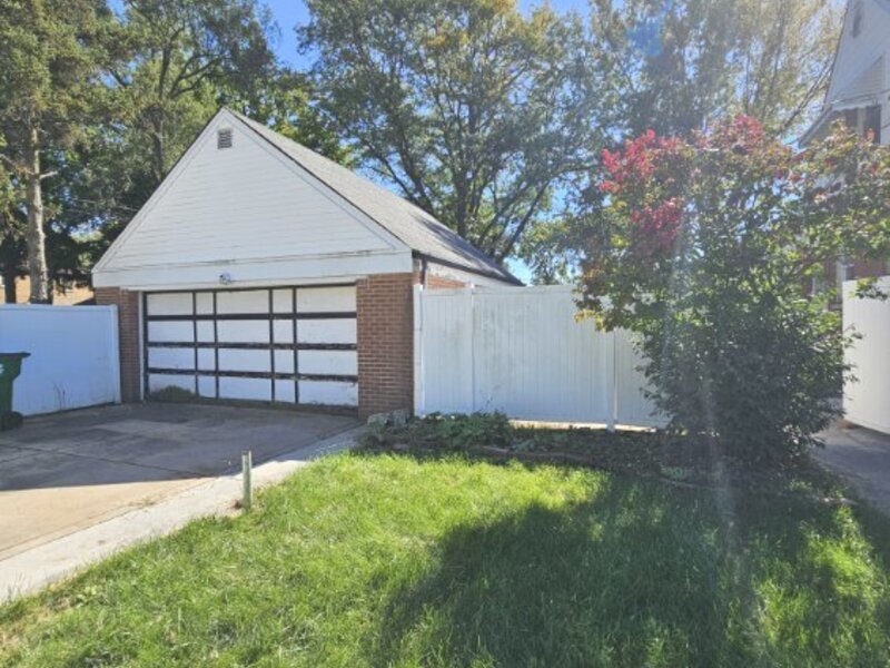 1501 Manchester Avenue Westchester IL 60154