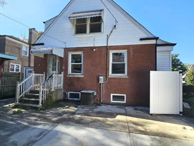 1501 Manchester Avenue Westchester IL 60154