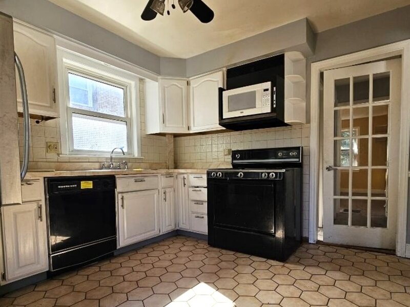 1501 Manchester Avenue Westchester IL 60154