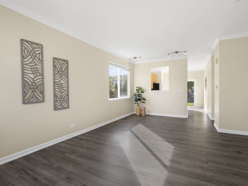 1830 S Fallbrook Drive Round Lake IL 60073