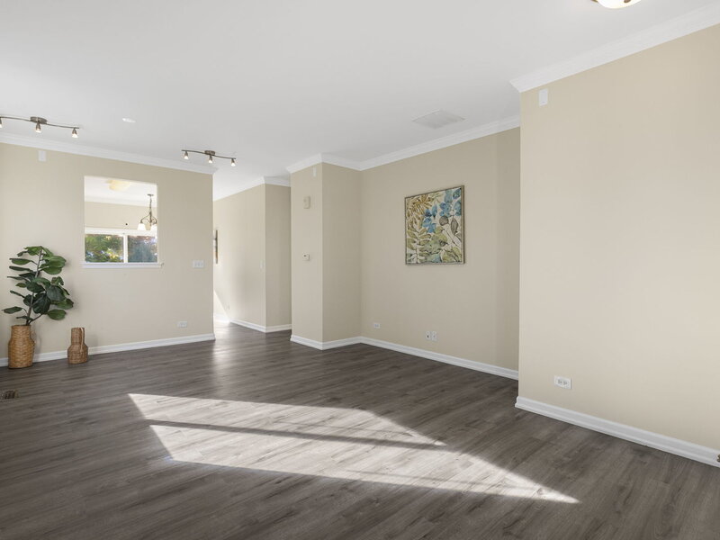 1830 S Fallbrook Drive Round Lake IL 60073