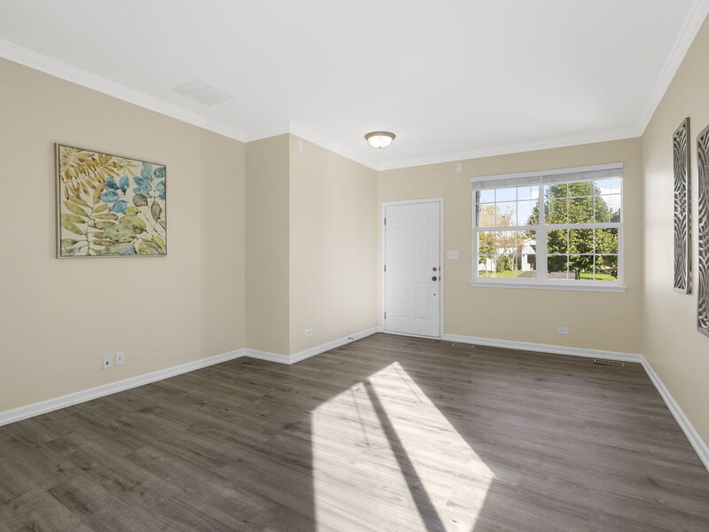 1830 S Fallbrook Drive Round Lake IL 60073