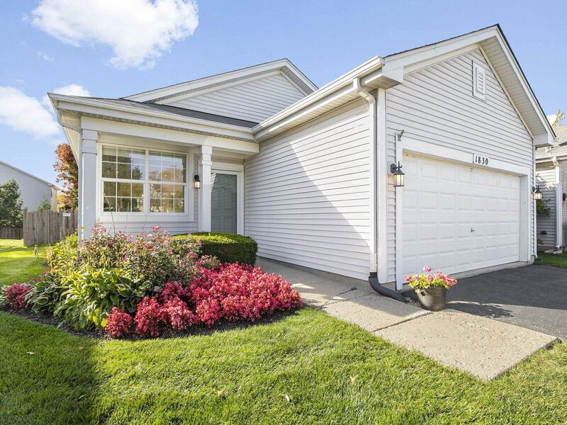 1830 S Fallbrook Drive Round Lake IL 60073