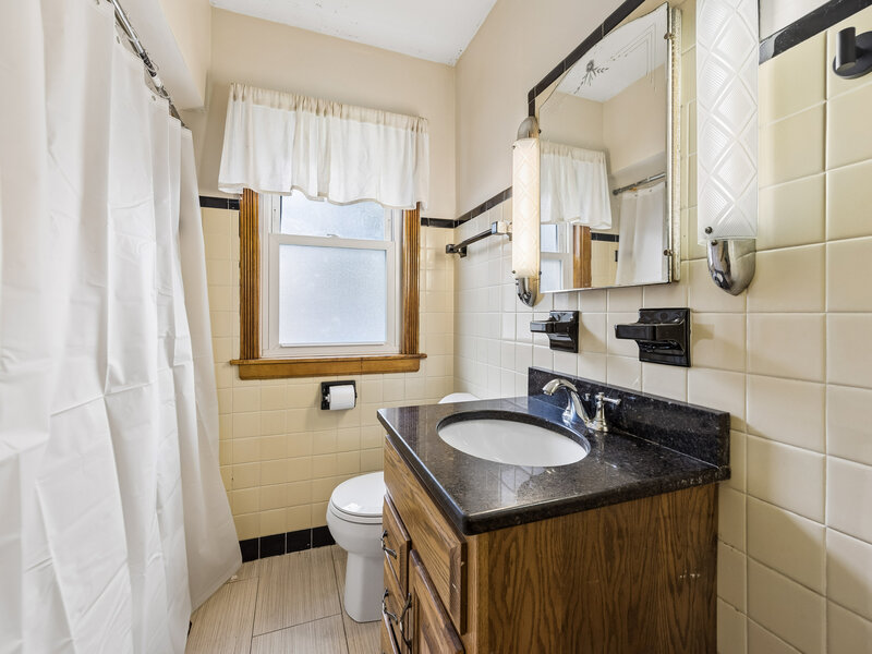 9001 W 23rd Street North Riverside IL 60546