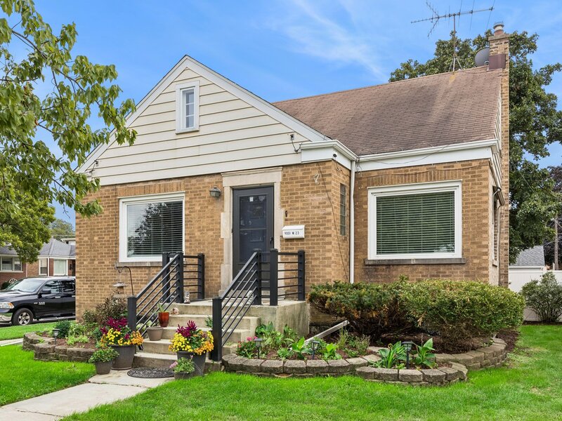9001 W 23rd Street North Riverside IL 60546