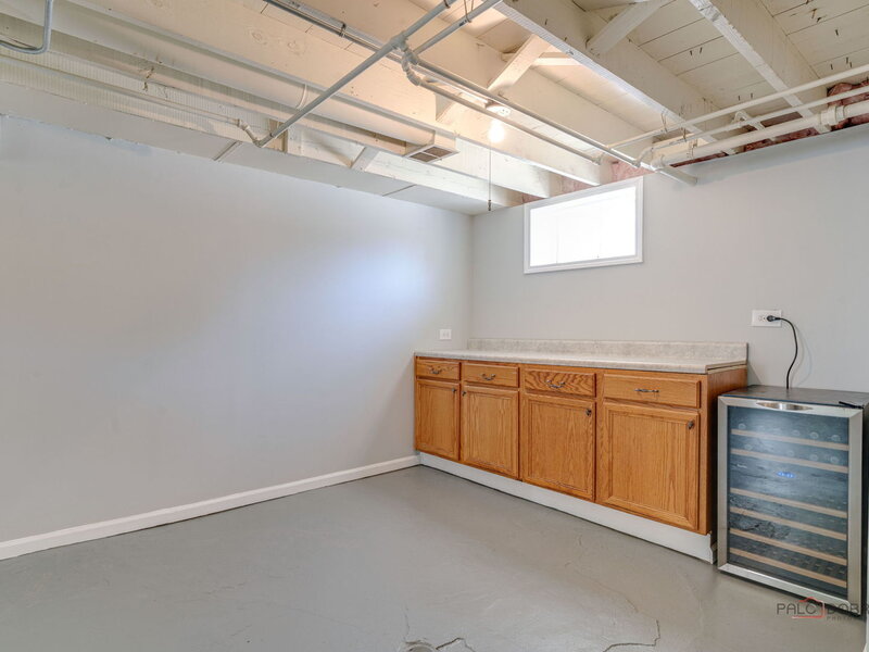 221 N Prairie Avenue Mundelein IL 60060