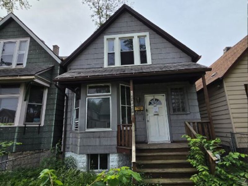 225 W 112th Street Chicago IL 60628
