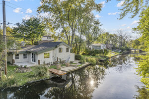 Photo of 402 Channel Drive Island Lake IL 60042