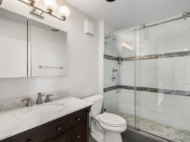 111 W Maple Street Chicago IL 60610