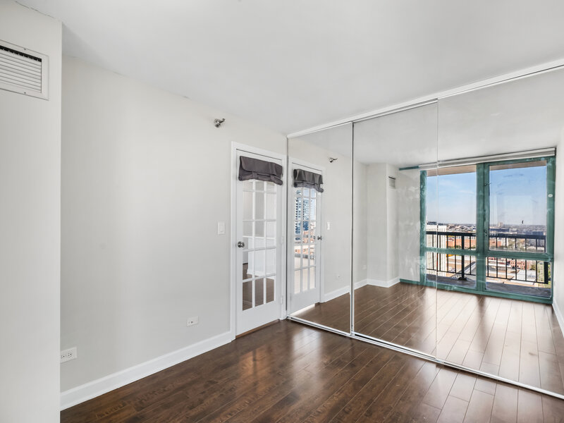 111 W Maple Street Chicago IL 60610