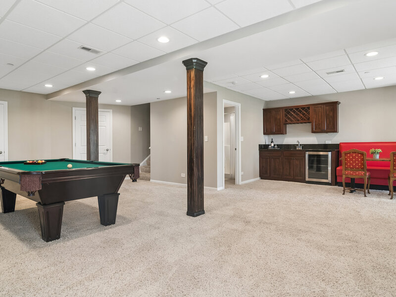 27 Harborside Way Hawthorn Woods IL 60047