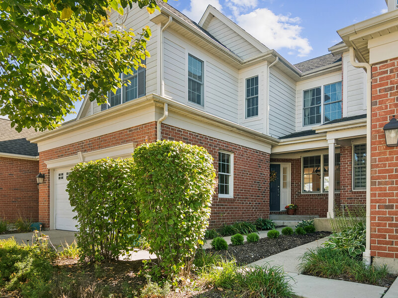 27 Harborside Way Hawthorn Woods IL 60047