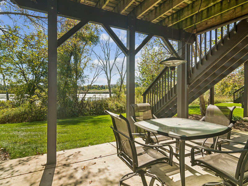 27 Harborside Way Hawthorn Woods IL 60047