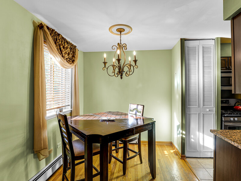 2629 N Hampden Court Chicago IL 60614