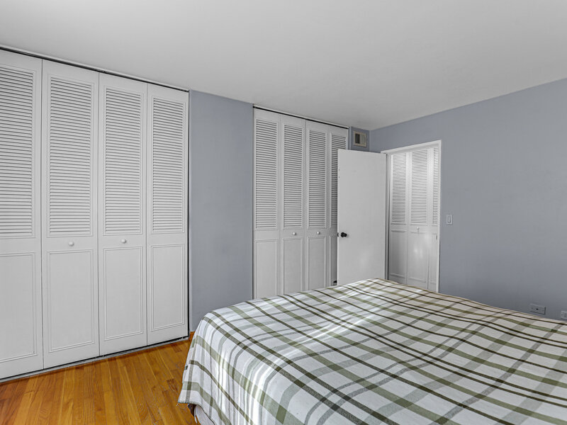 2629 N Hampden Court Chicago IL 60614