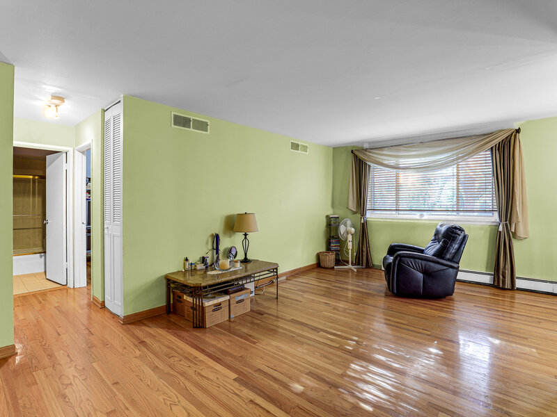2629 N Hampden Court Chicago IL 60614