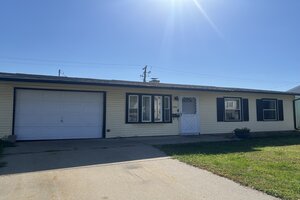 Photo of 740 41st Avenue East Moline IL 61244