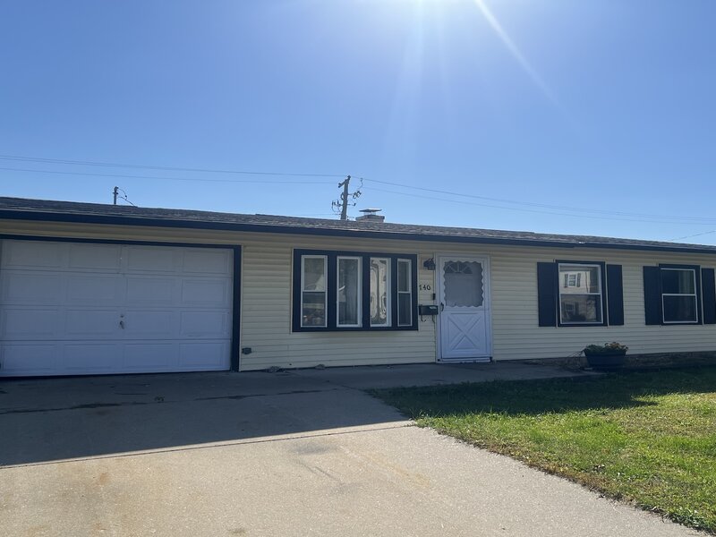 740 41st Avenue East Moline IL 61244