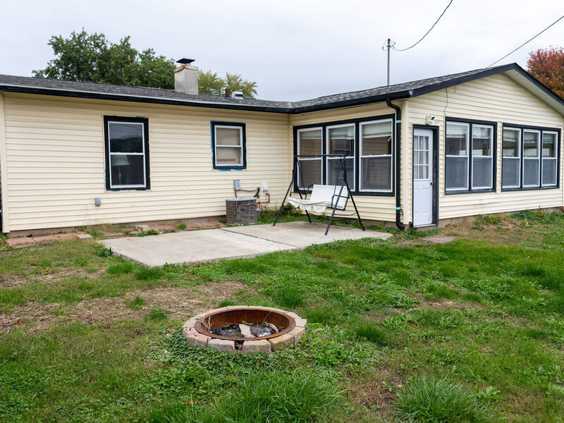 740 41st Avenue East Moline IL 61244