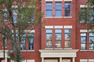 Photo of 152 Dawson Drive Elgin IL 60120 Unit 19