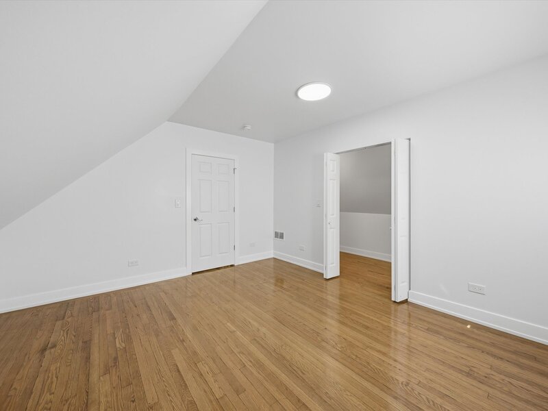 7607 S May Street Chicago IL 60620