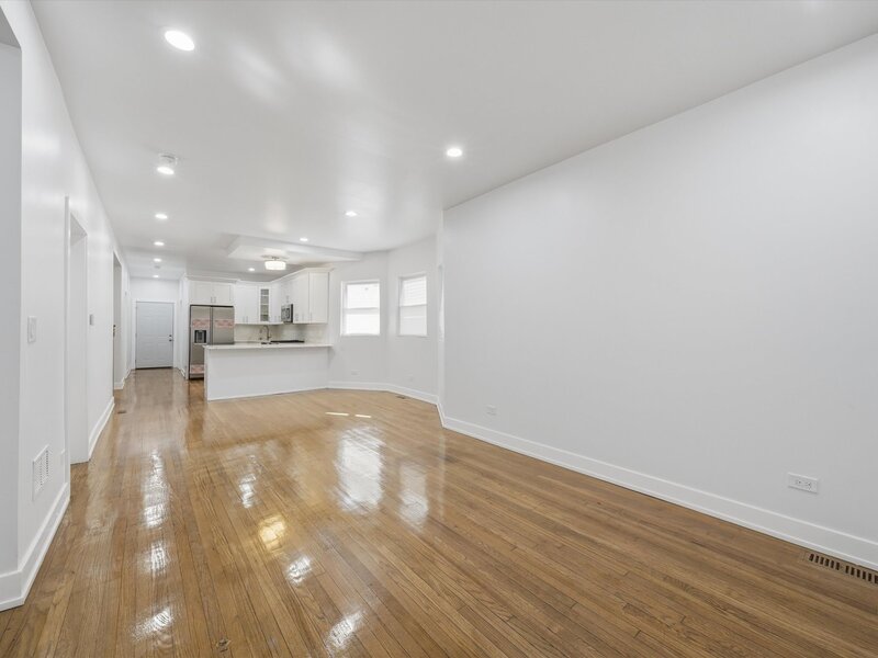 7607 S May Street Chicago IL 60620