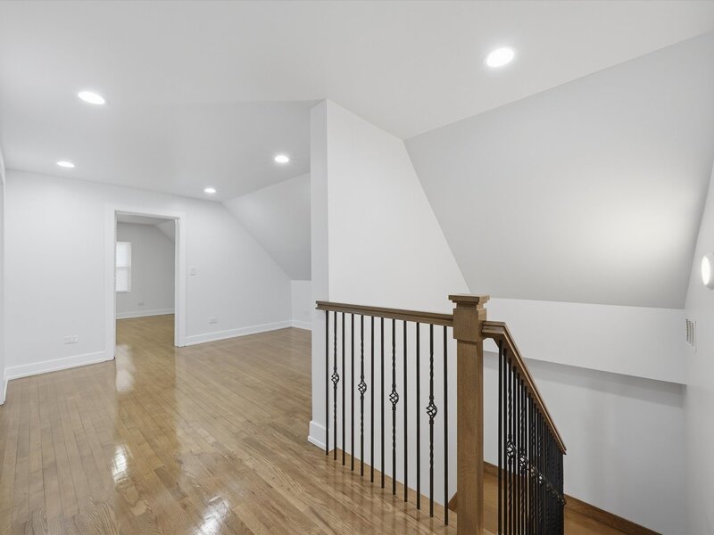 7607 S May Street Chicago IL 60620