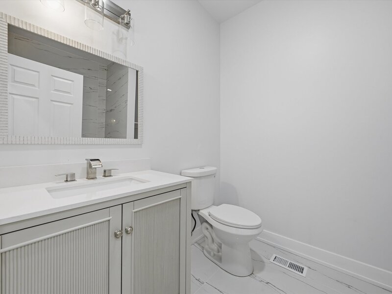 7607 S May Street Chicago IL 60620