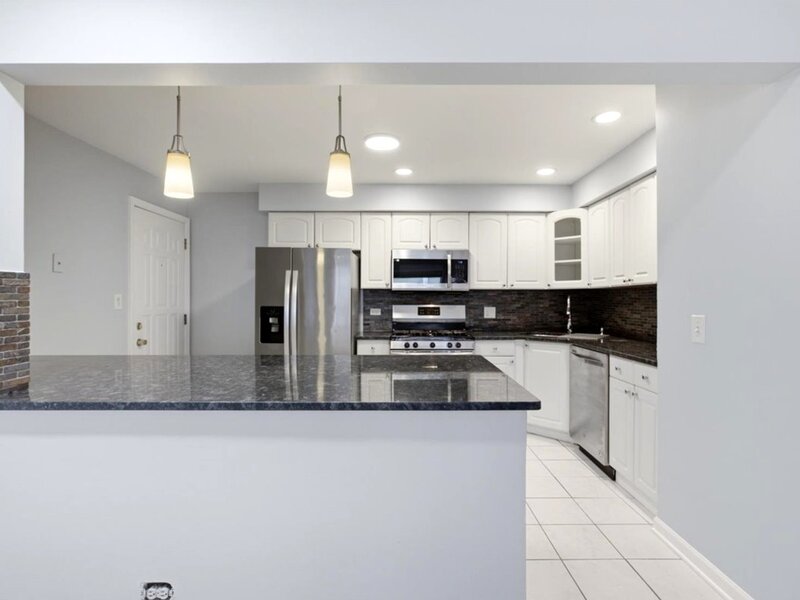 10154 Hartford Court Schiller Park IL 60176
