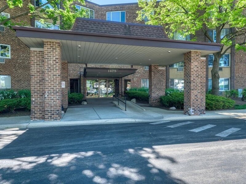 1475 Rebecca Drive Hoffman Estates IL 60169