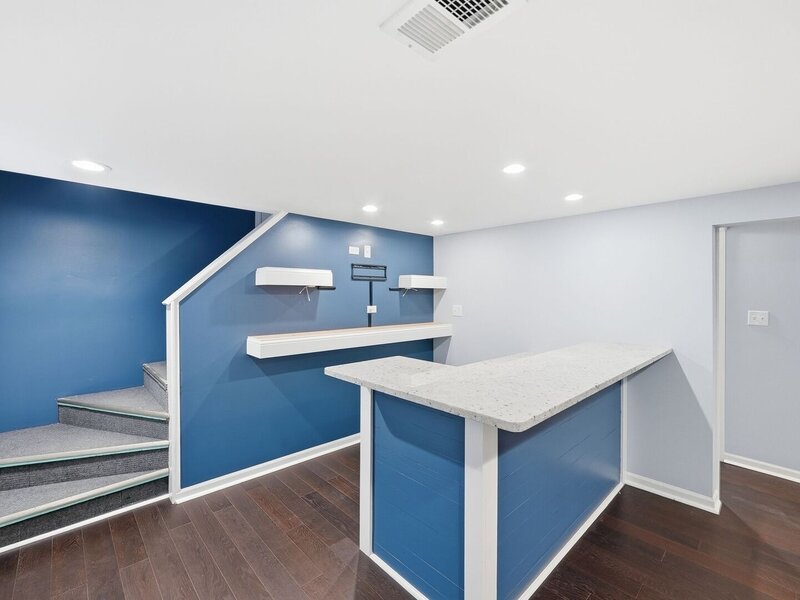 13516 S Avenue L Street Chicago IL 60633