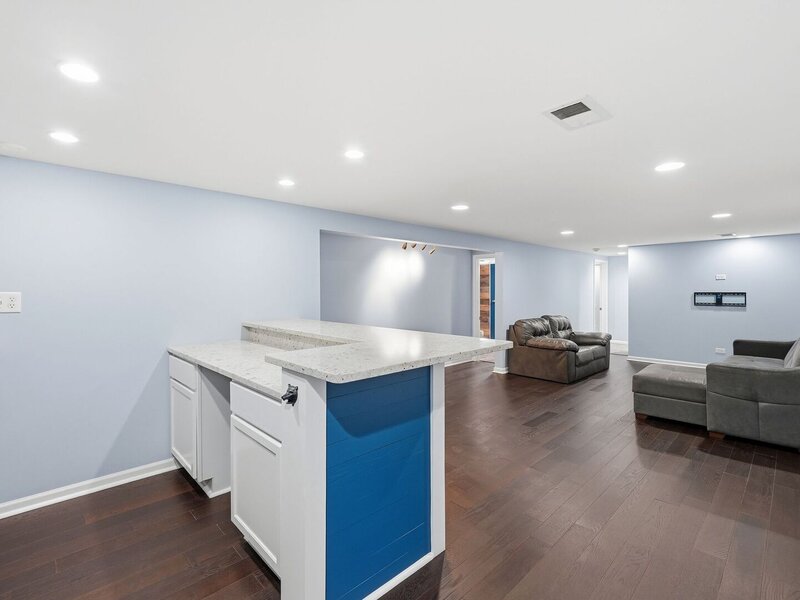13516 S Avenue L Street Chicago IL 60633