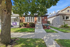 Photo of 13516 S Avenue L Street Chicago IL 60633