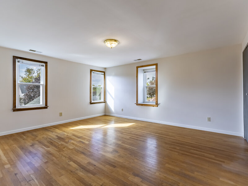 18437 Chicago Avenue Lansing IL 60438