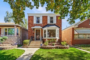 Photo of 8011 S Washtenaw Avenue Chicago IL 60652