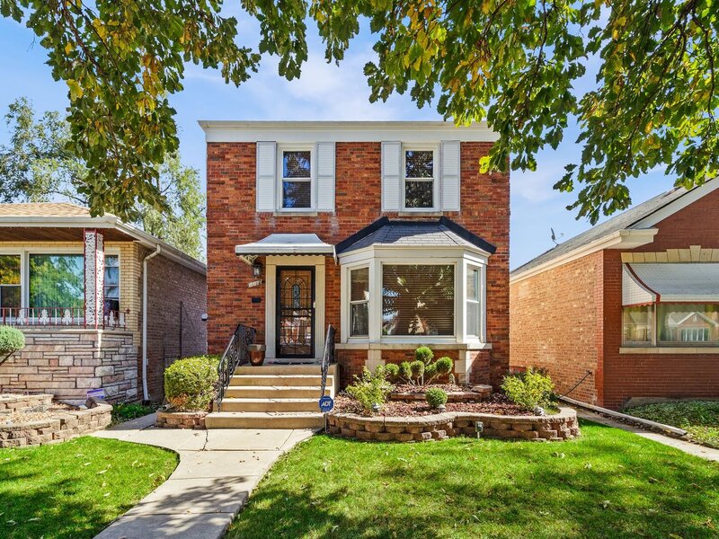 8011 S Washtenaw Avenue Chicago IL 60652