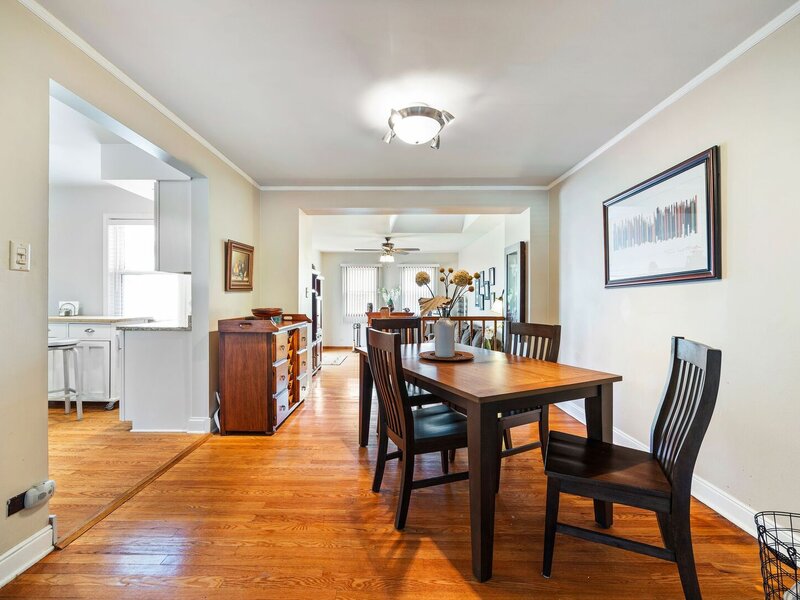 8011 S Washtenaw Avenue Chicago IL 60652