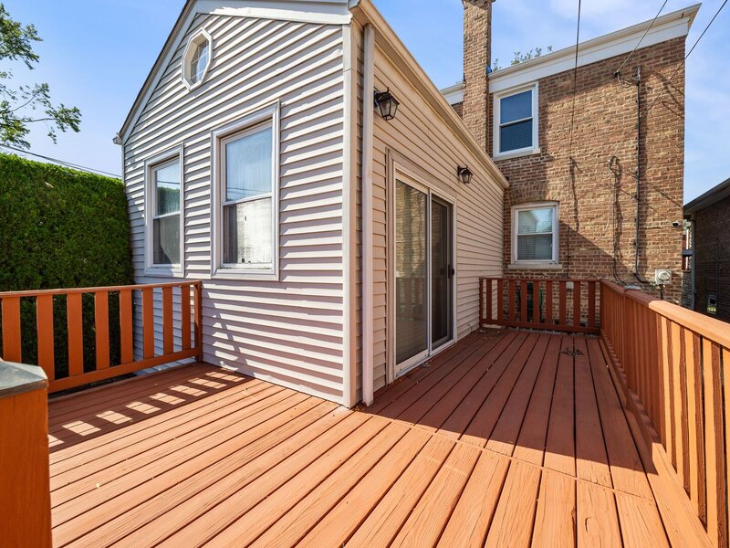 8011 S Washtenaw Avenue Chicago IL 60652
