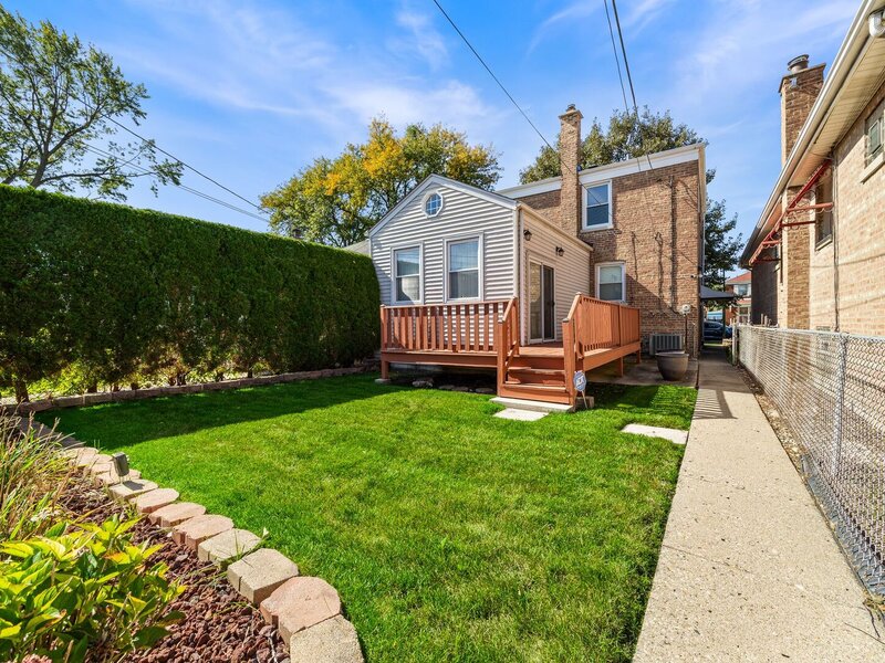 8011 S Washtenaw Avenue Chicago IL 60652