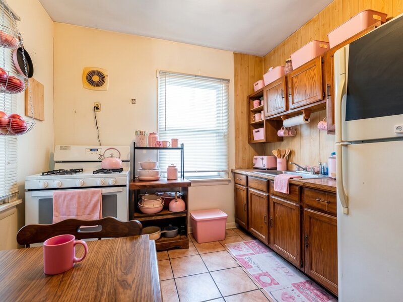 512 W 115th Street Chicago IL 60628