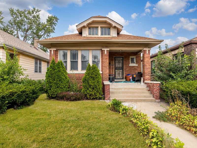 512 W 115th Street Chicago IL 60628