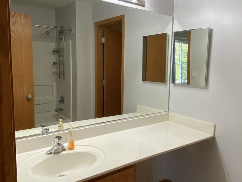 2430 Lenox Circle Montgomery IL 60538