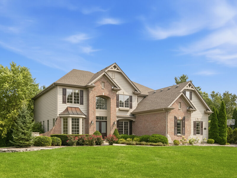 3818 Grand View Court St. Charles IL 60175