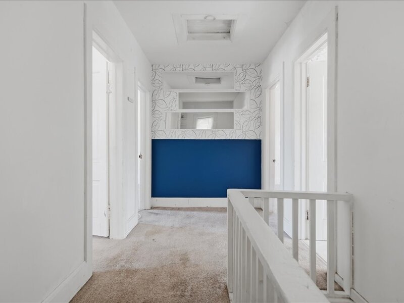 105 9th Avenue Sterling IL 61081