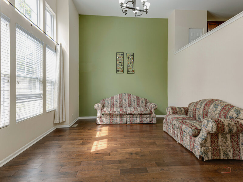 533 Plaza Place Aurora IL 60504