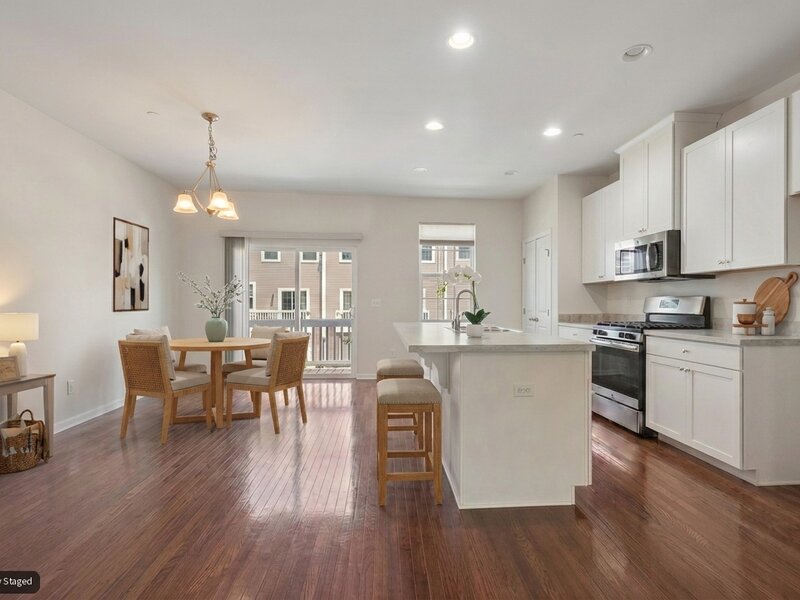 69 Nicholas Drive Des Plaines IL 60016