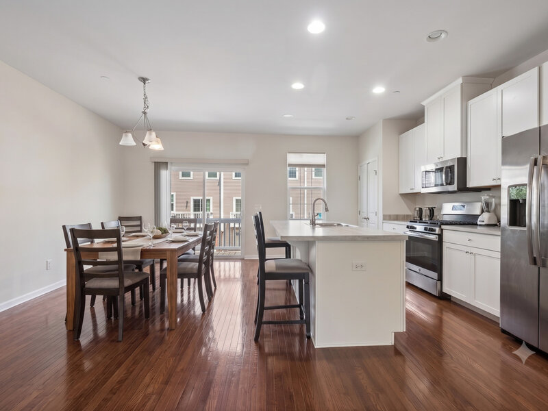 69 Nicholas Drive Des Plaines IL 60016