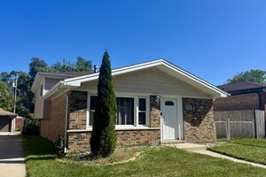 Photo of 14229 S Saginaw Avenue Burnham IL 60633